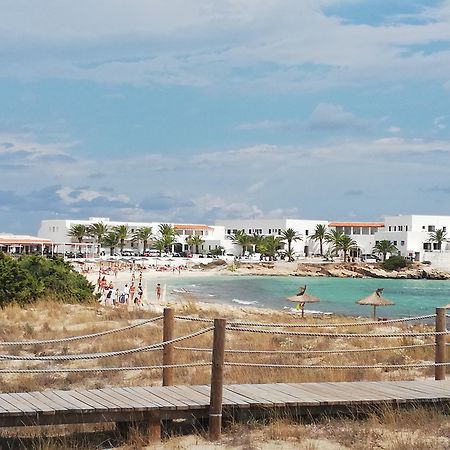 Hotel Roca Bella Es Pujols Exteriör bild
